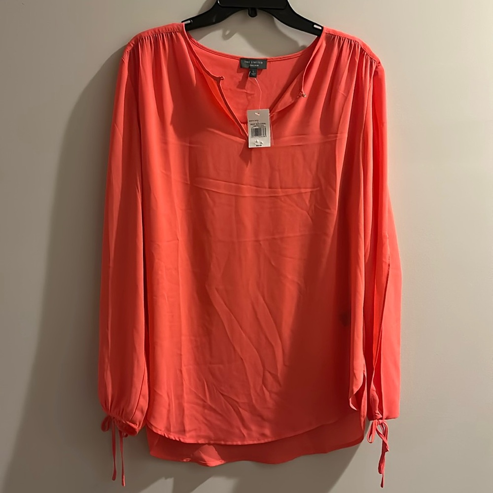 The Limited. Coral shirt. Large. NWT.